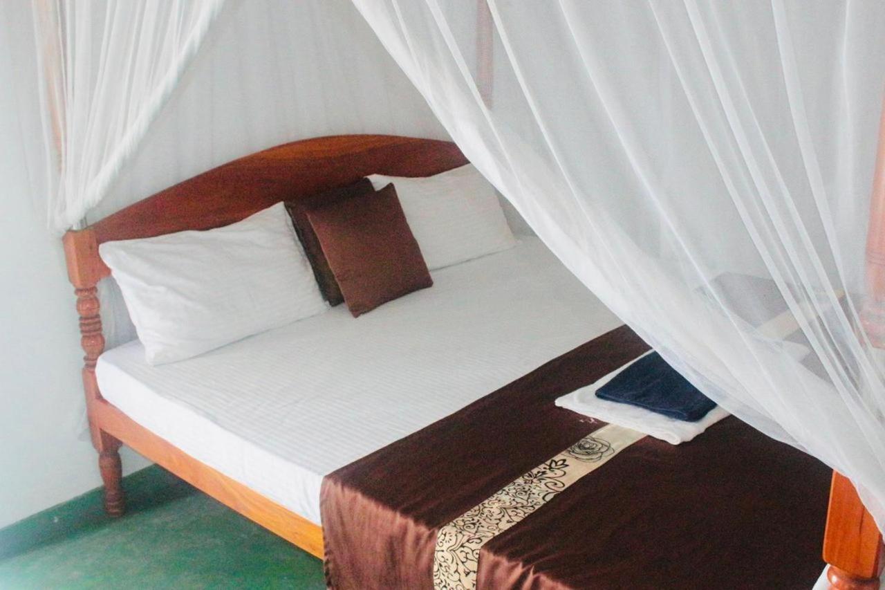 Sunrise Guest House & Restaurant Tangalle Zewnętrze zdjęcie