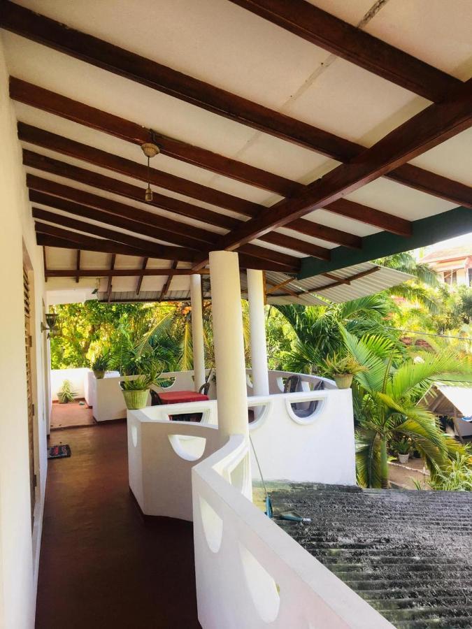 Sunrise Guest House & Restaurant Tangalle Zewnętrze zdjęcie